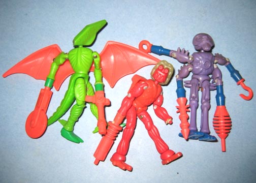 I looked to no avail for a pic of the big wasp vehicle this wave of Micronauts came with - anyone else have it?